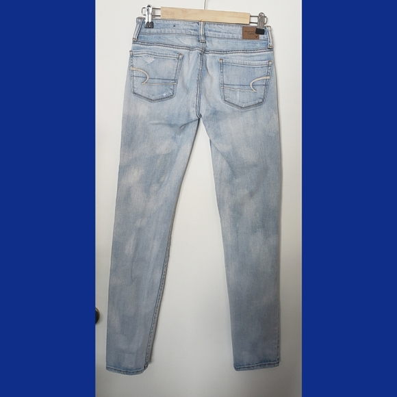 American Eagle Skinny Stetch Destressed Jeans - Picture 2 of 7